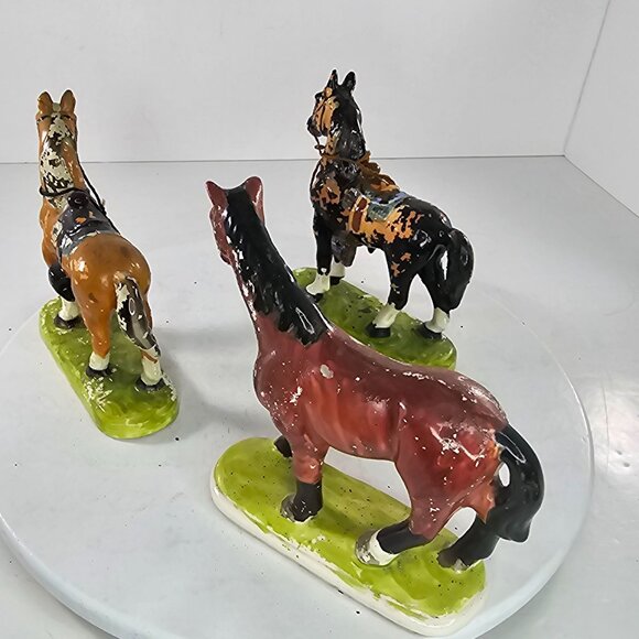 Set Of 3 Vintage Ceramic Horses Figurines Made In Japan AS IS Paint Flaking - Picture 4 of 11